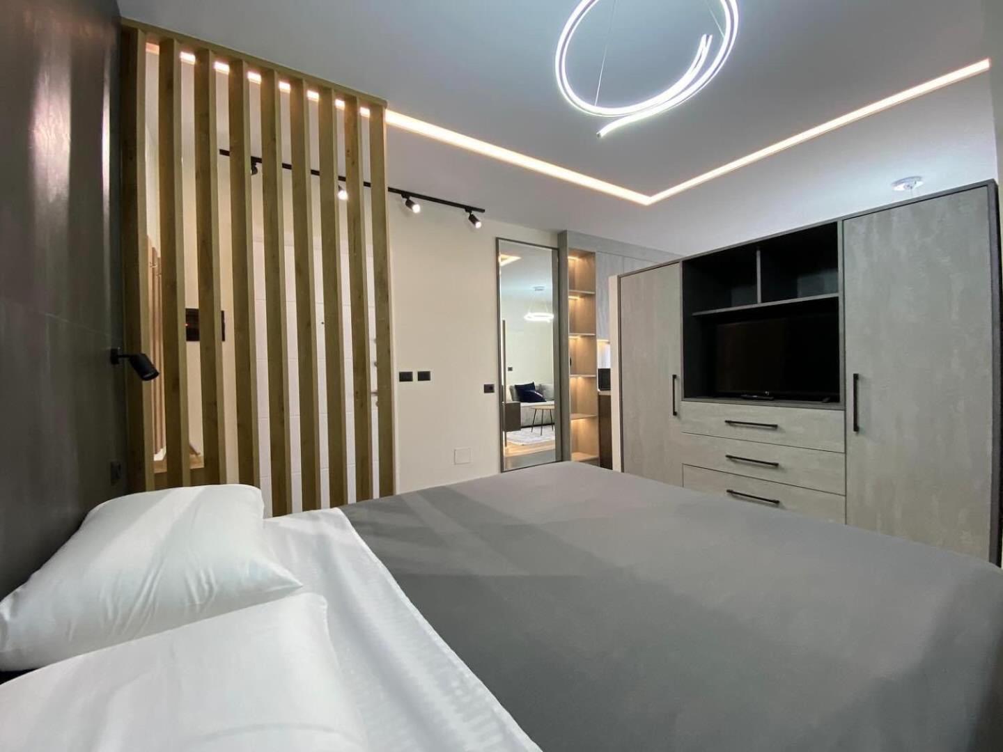 Peace And Luxury Apartment, In Center, New Bazaar1 Appartement Tirana